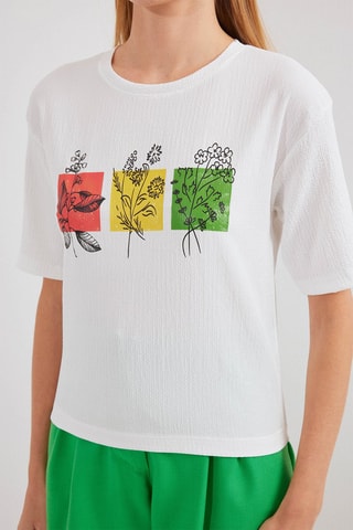 T-shirt - Blanc, rouge, vert et jaune