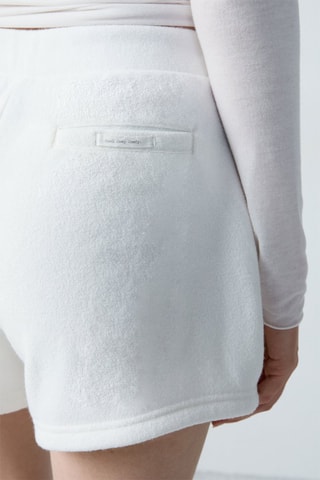 Short - Ecru