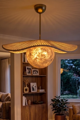 Suspension - Ecru - 40 W
