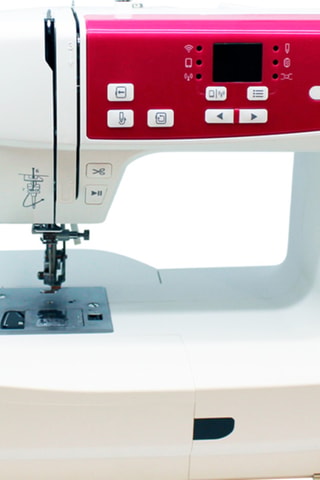 Machine à broder CREA - 70 points