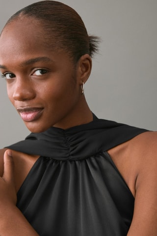 Robe satinée emmanchures américaines - Noir