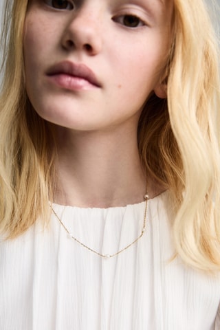 Ensemble collier et boucles d'oreilles