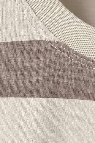 T-shirt à rayures et ornement - Marron
