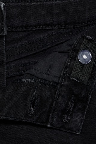 Short en jean revers effilochés - Noir