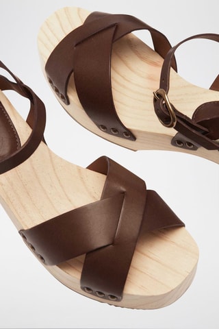 Sandales plateformes en cuir et bois Chirley - Marron