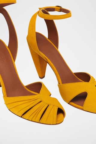 Sandales à talons en croûte de cuir de chèvre Carmen - Jaune