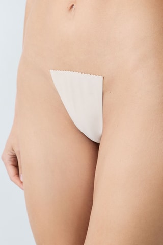 C-string - Beige