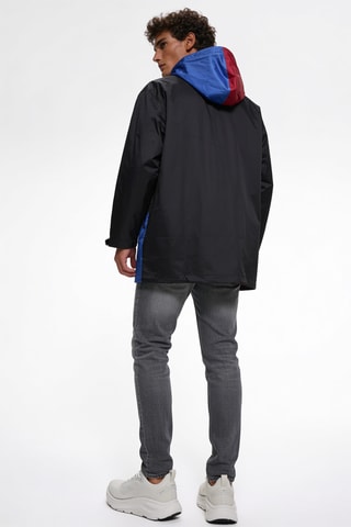 Chaqueta con capucha - Negro