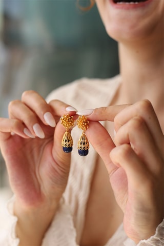 Boucles d'oreilles dorées à l'or fin jaune - Lapis-lazuli et zircons