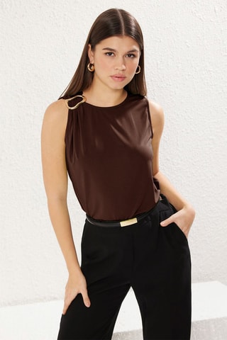 Top - Castanho - Castanho