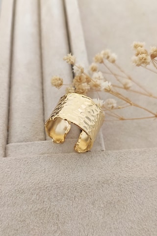 Bague dorée à l'or fin jaune