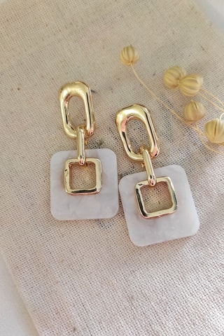 Boucles d'oreilles pendantes - Laiton plaqué or & émail blanc