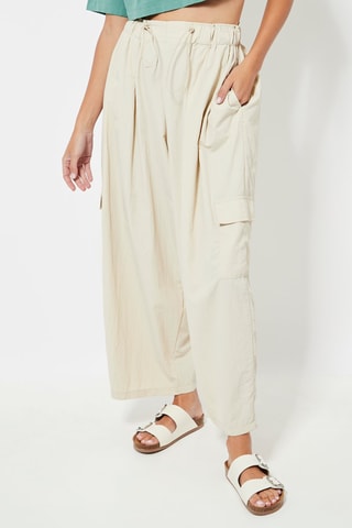 Pantaloni wide legs cargo 7/8 a vita alta - Beige