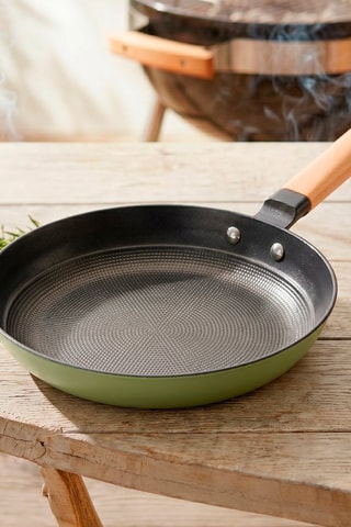 Poêle en fonte revêtement céramique - 28 cm