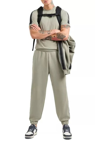 Camiseta - Negro, beige y gris