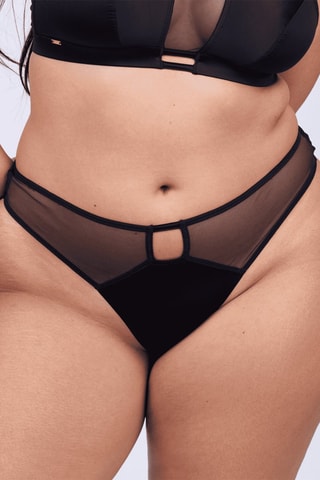Tanga Fuzz - Negro