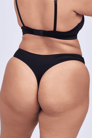Tanga Fuzz - Negro