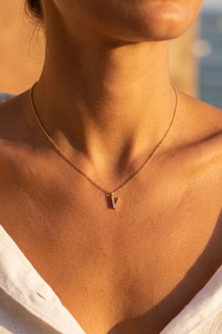 Collier Initiales V - Doré