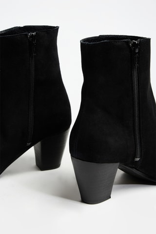 Stivaletti in pelle scamosciata - Nero - Cosmoparis