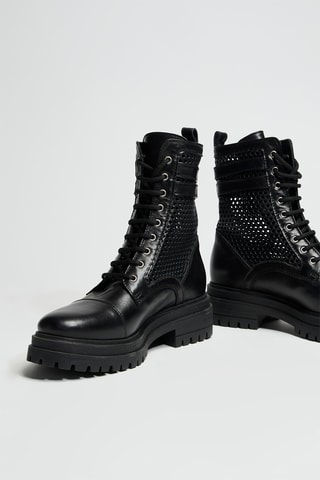 Botins em couro - Preto