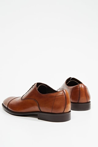 Oxford in pelle di vitello - Cammello