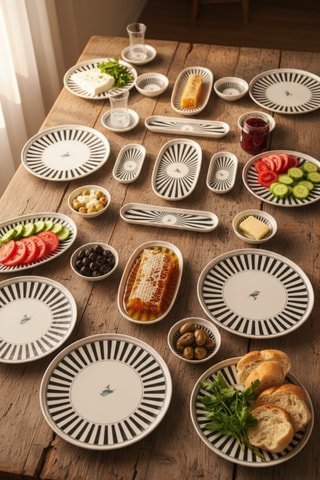 Vajilla de porcelana para el desayuno - 29 piezas