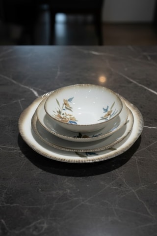 Service de vaisselle en porcelaine - 24 pièces