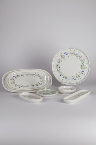 Service de petit-déjeuner en porcelaine - 29 pièces