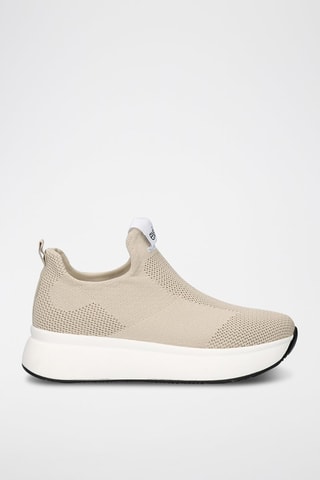 Slip-on con plataforma - Beige