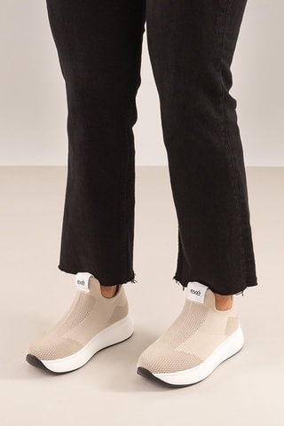 Slip-on con plataforma - Beige