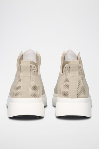 Slip-on con plataforma - Beige