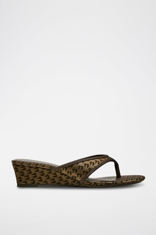 Sandali con zeppa - Marrone