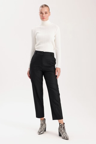 Pantaloni carrot 7/8 a vita alta  - Nero