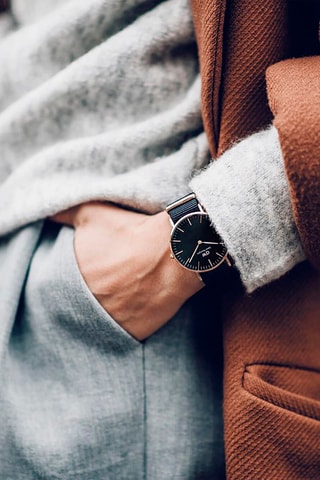 Montre en tissu nato Cornwall 40 mm - Noir et doré rose