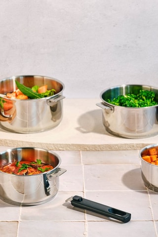 4 casseroles en acier inoxydable - 14/16/18/20 cm