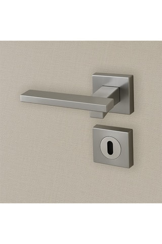 2 poignées de porte à clé Capri - 12,3 x 1,9 x 6 cm - finition satin/nickel