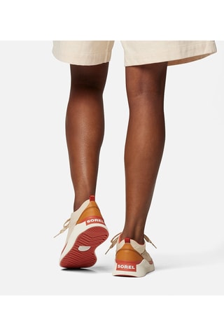 Zapatillas de nobuk Out N About™ IV - Blanco y beige