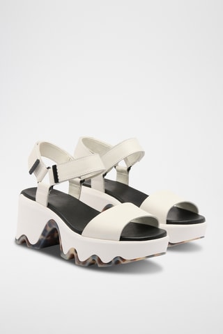 Sanadlias de piel con plataforma Kinetic™ Aura - Blanco