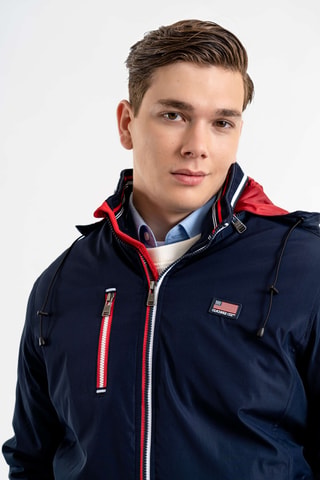 Chaqueta regular fit con capucha - Azul marino
