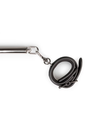 Barre d'écartement extensible avec menottes et chevillères - Noir