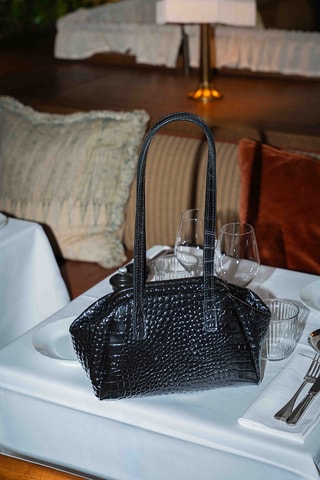 Sac porté épaule en cuir Vale  - Noir