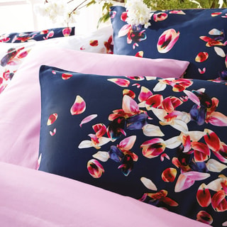 2 taies d'oreiller en satin de coton 200 fils/cm² Aurore - Bleu marine et rose