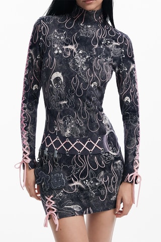Robe pull - Blanc, noir et rose