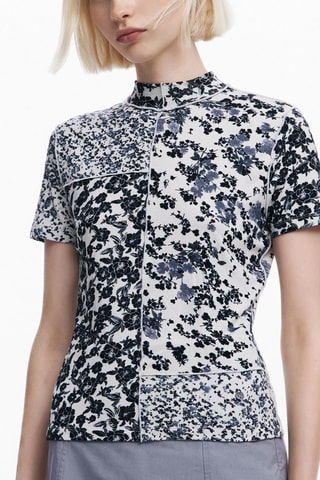 Top - Blanc, noir et violet