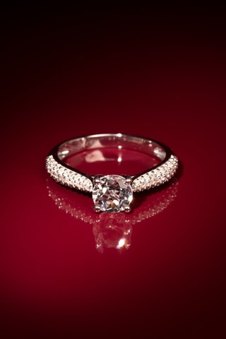 Anello Tawo - Oro bianco, diamanti e topazio