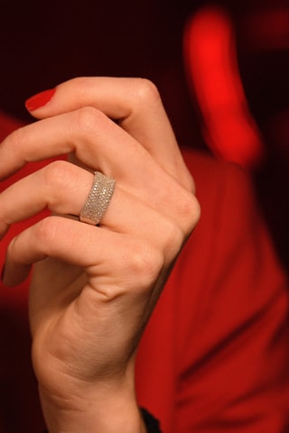Anello Ruban Précieux - Oro bianco e diamanti