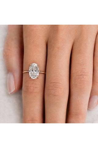 Synthetische Diamant van 3,02 karaat - Ovaal