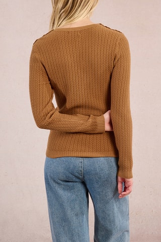 Pull - Camel - Molly Bracken