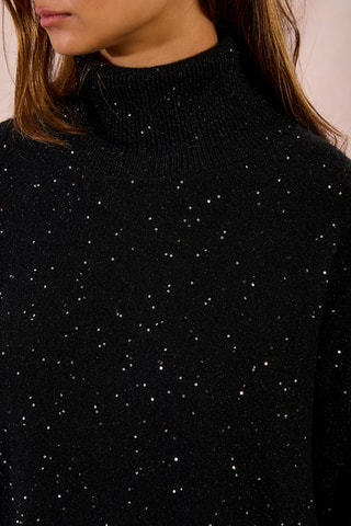 Pull - Noir - Molly Bracken
