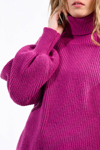 Pull - Violet - Lili X Molly